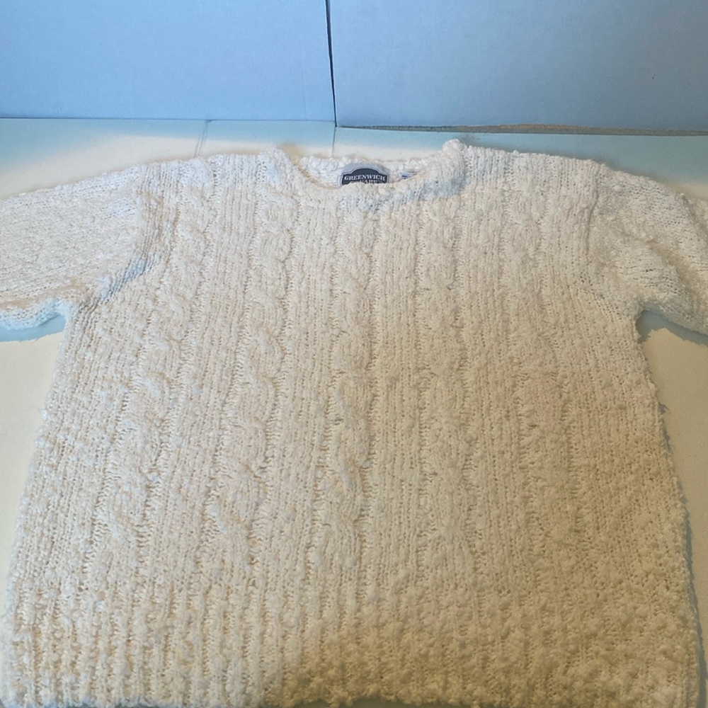 Vintage Greenwich Square White Cable Knit Popcorn Style Sweater